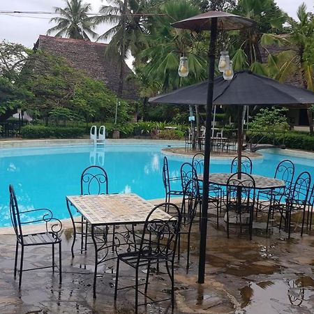 Makuti Villas Resort Kilifi Exterior photo