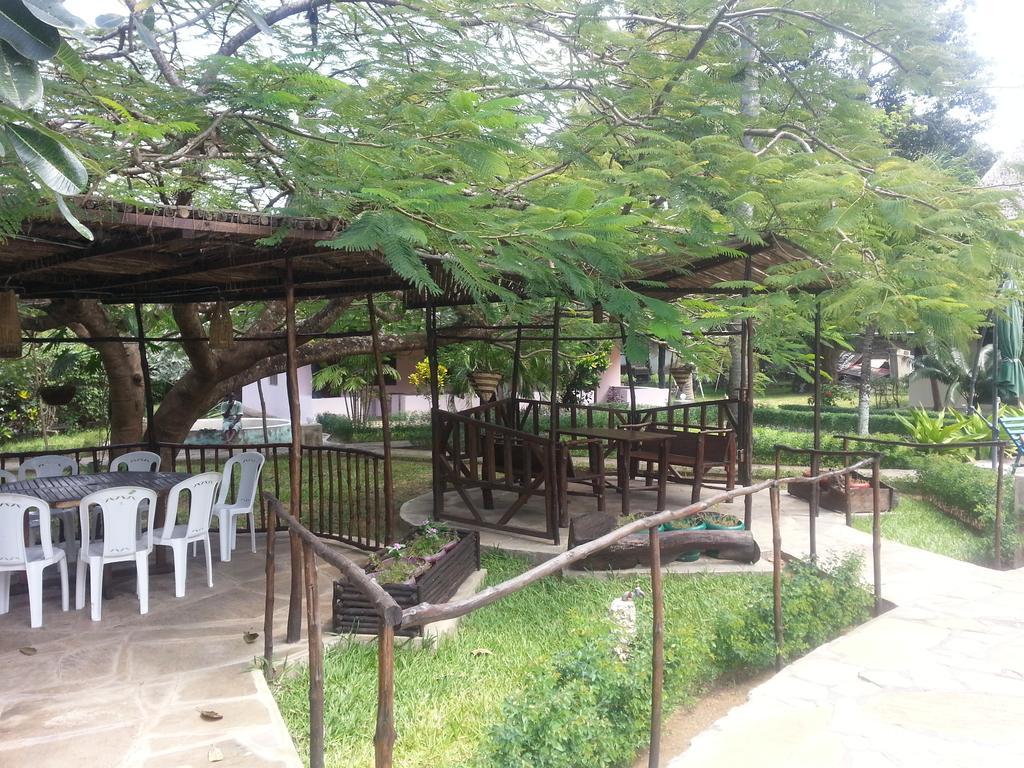 Makuti Villas Resort Kilifi Exterior photo